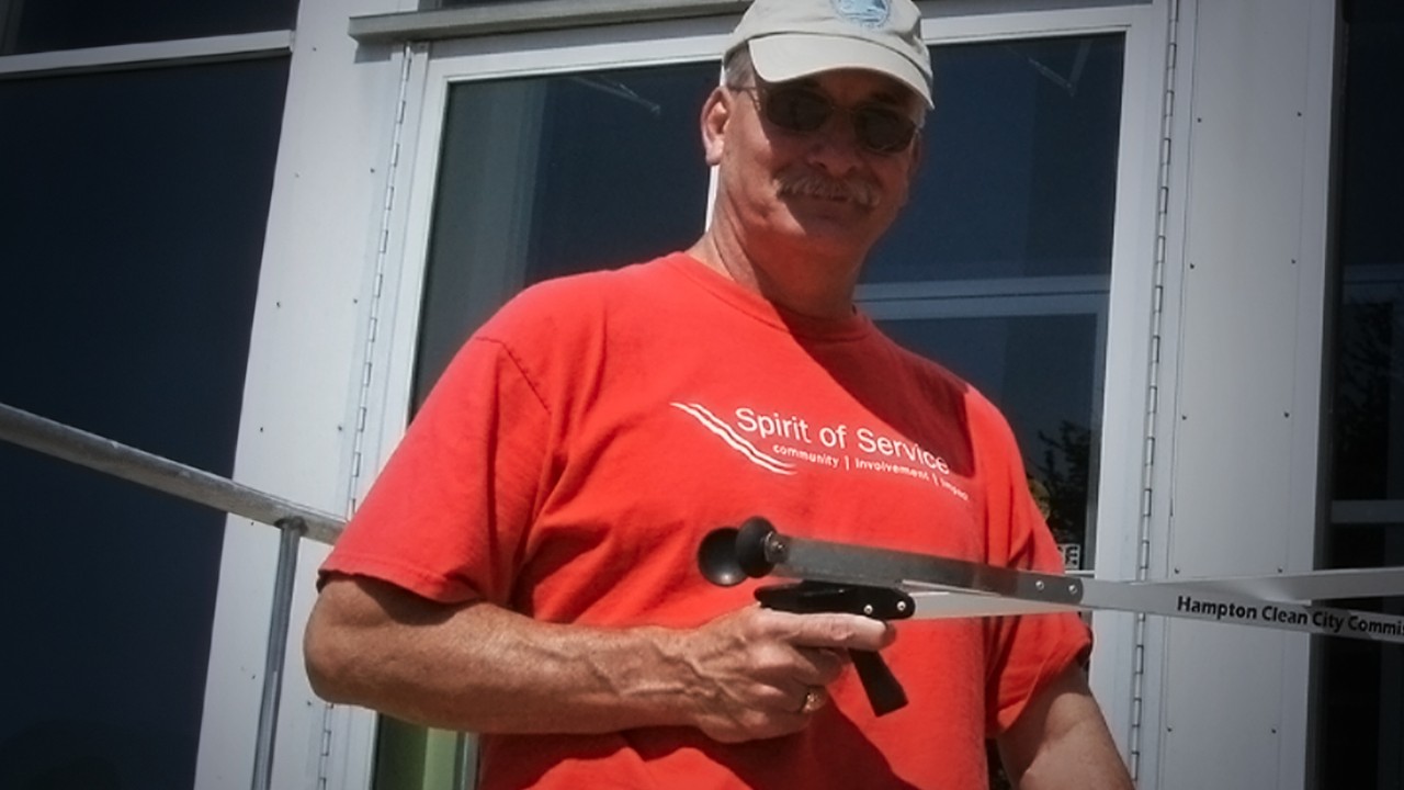 Lead Associate Bill Hall